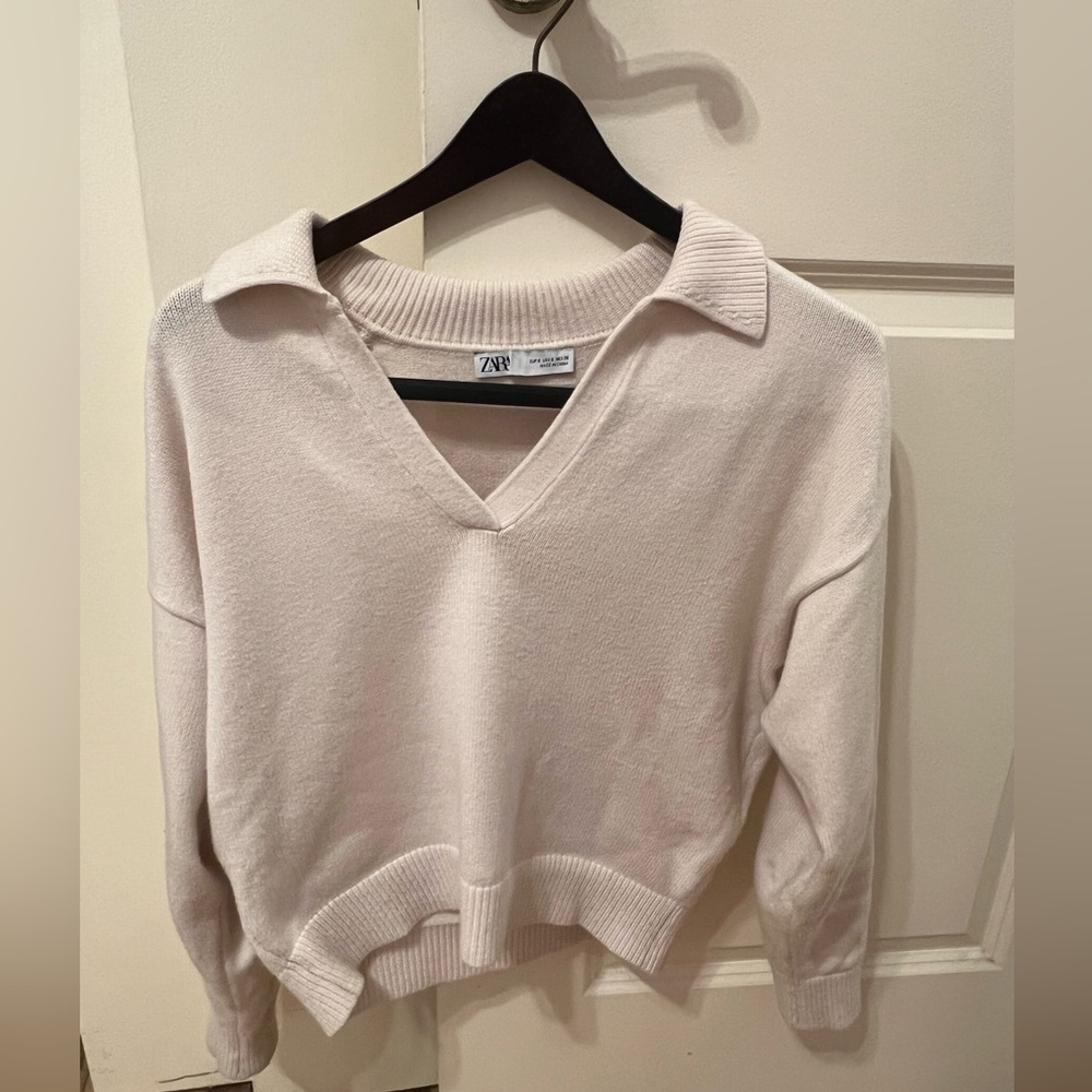 Zara Women's Collared V-Neck Sweater - Cream S
